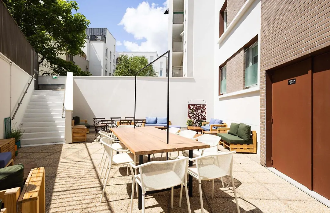 Ibis Budget Nanterre La Defense-1